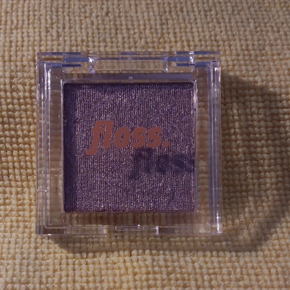 floss. Brighten Up Highlighter